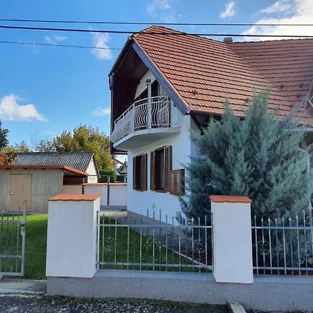 In 43399 Balatonmáriafürdő